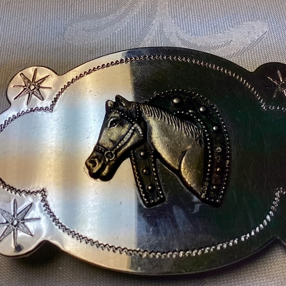 Horse belt buckle Hong Kong Accessories - Horse belt buckle made in Hong Kong very adorable